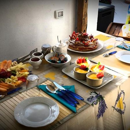 B&B Pietre Antiche Vezzi Portio Ngoại thất bức ảnh